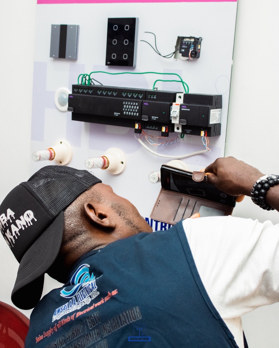 HDL Buspro panel installation and commissioning